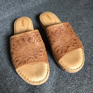 Born Sandals Slides Embossed Leather Womens 8
